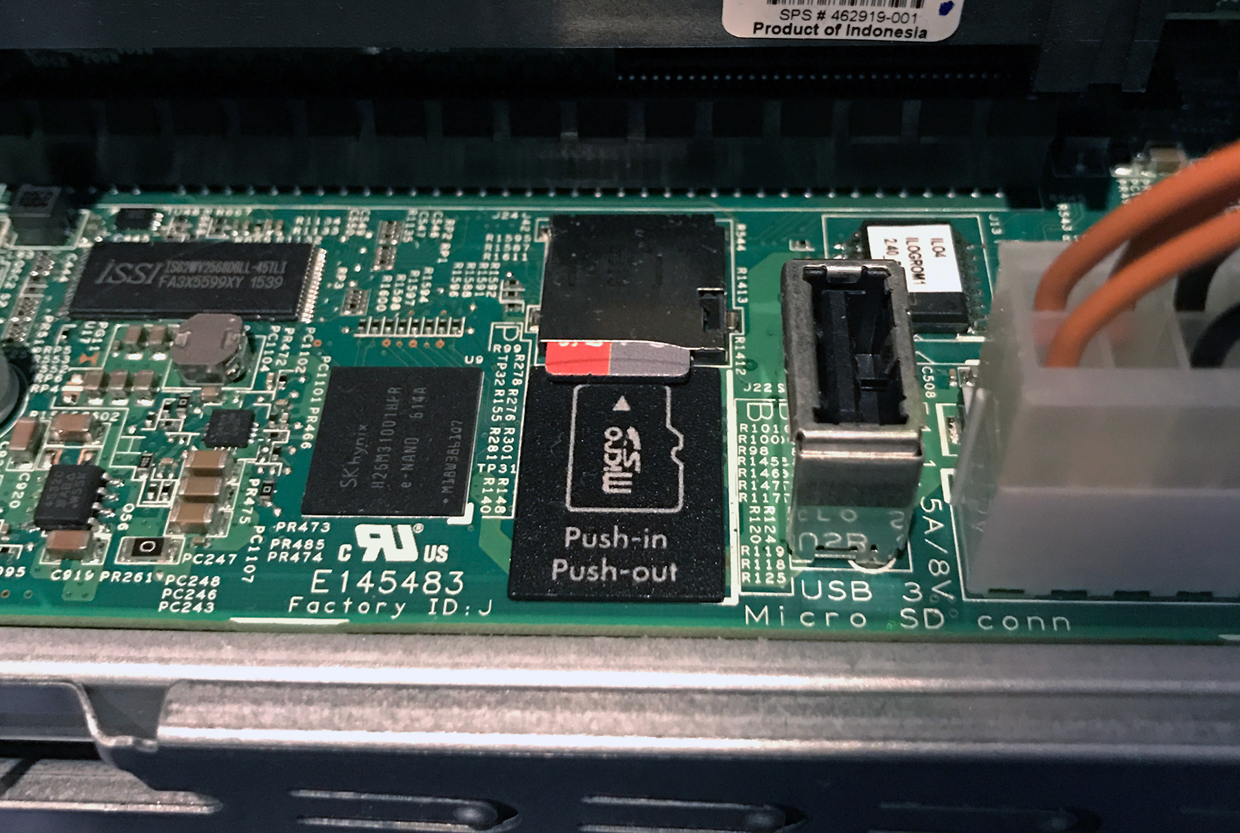 microSD slot on the Gen8 Microserver